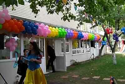 Uçan balon balon dekorasyon 23 nisan okul süsleme