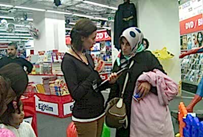 Fuar Organizasyonu fuar anket ekipleri fuar anketör