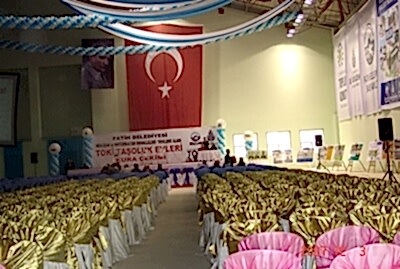 Bayi Toplantıları Masa Sandalye Dekorasyonu Masa Sandalye Süsleme